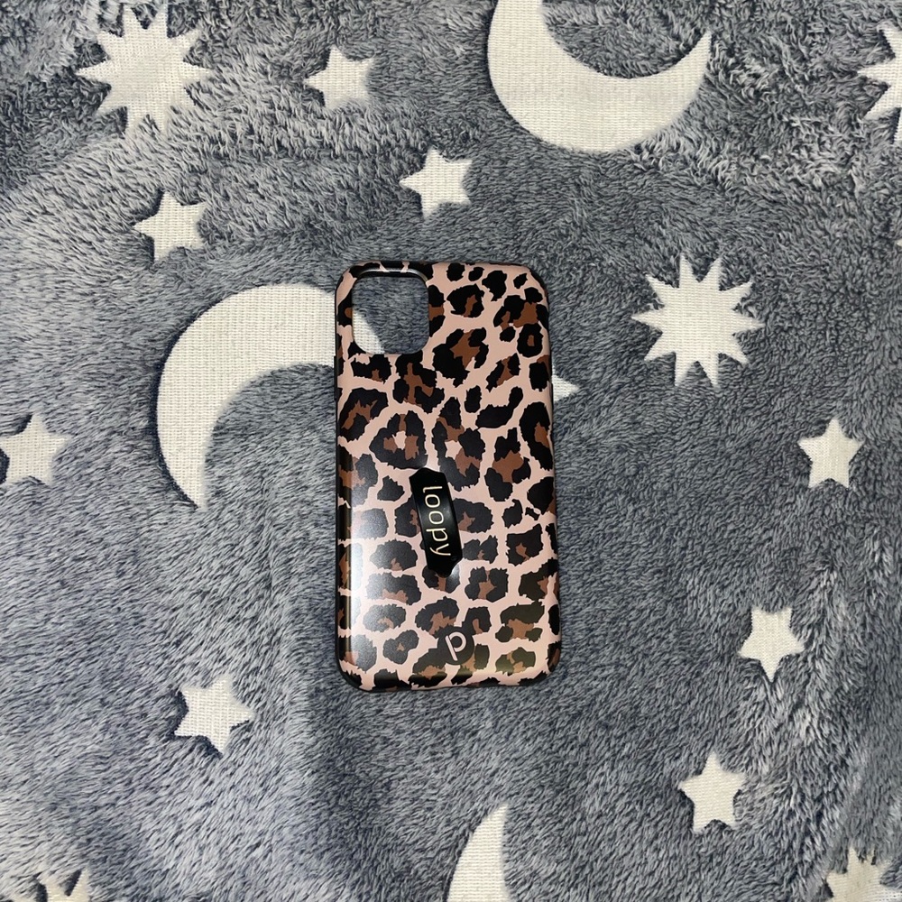Loopy iPhone 11 Case w/carry bag- Cheetah